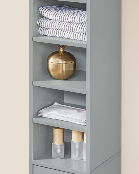 SoBuy BZR34-HG Korkea Kylpyhuoneen Säilytyskaappi – Vapaasti Seisova Kapea Kylpyhuonekaappi, Vedenkestävä MDF, Säädettävät Hyllyt ja Laatikko – Kompakti Kylpyhuonekaluste, Harmaa, B20 x D20 x K180cm