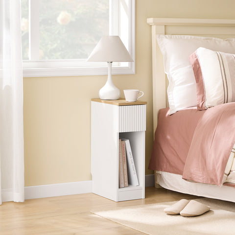 Ennakkomyynti SoBuy FBT111-W Kapea ja Siro Yöpöytä Laatikoilla ja Hyllyllä – Sivupöytä tai Yöpöytä – Säilytysratkaisu Makuuhuoneeseen tai Olohuoneeseen – Valkoinen – Koko: L20 x S35 x K60 cm